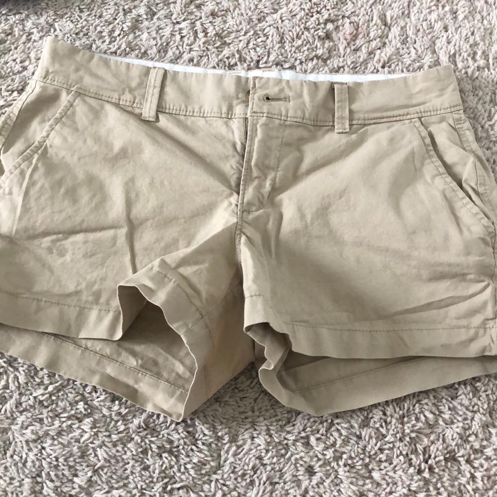 Old navy khaki shorts